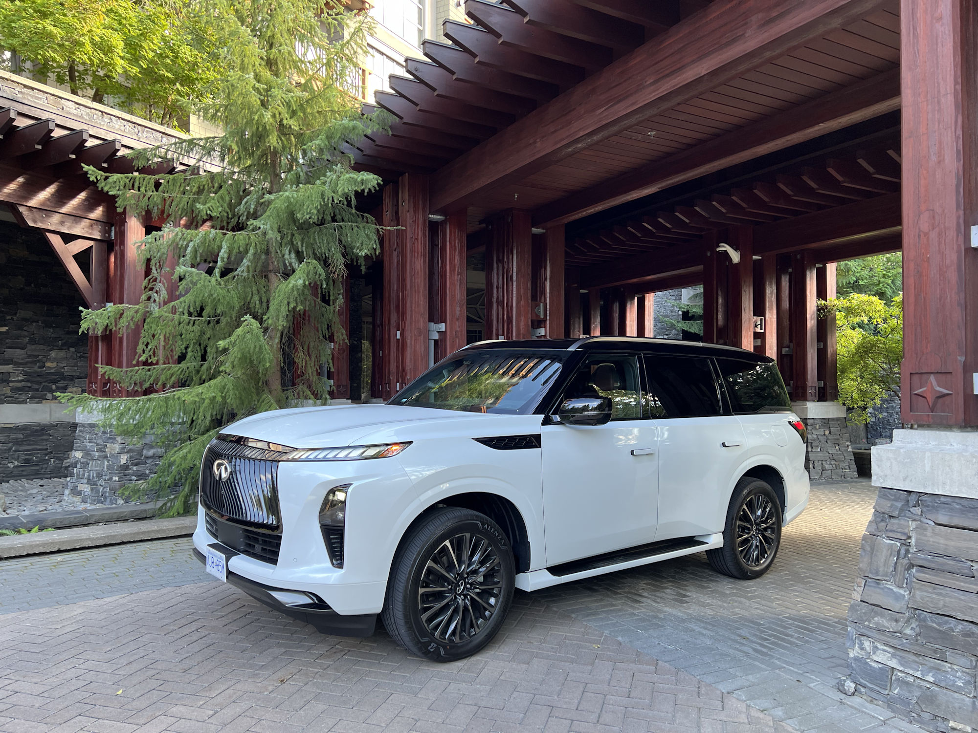 2025 英菲尼迪 QX80