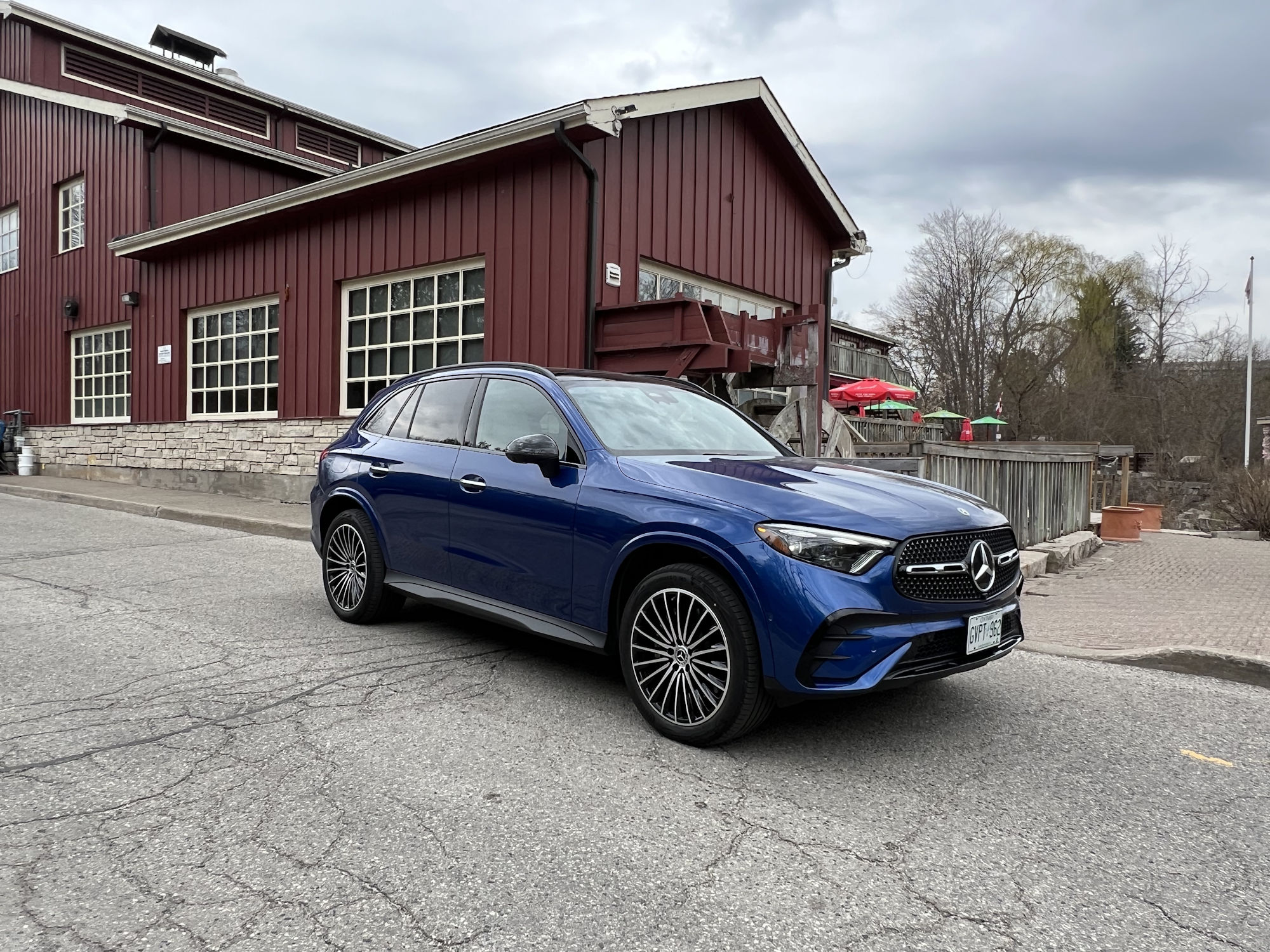 2025 梅赛徳斯-奔驰 GLC 350e 4MATIC SUV